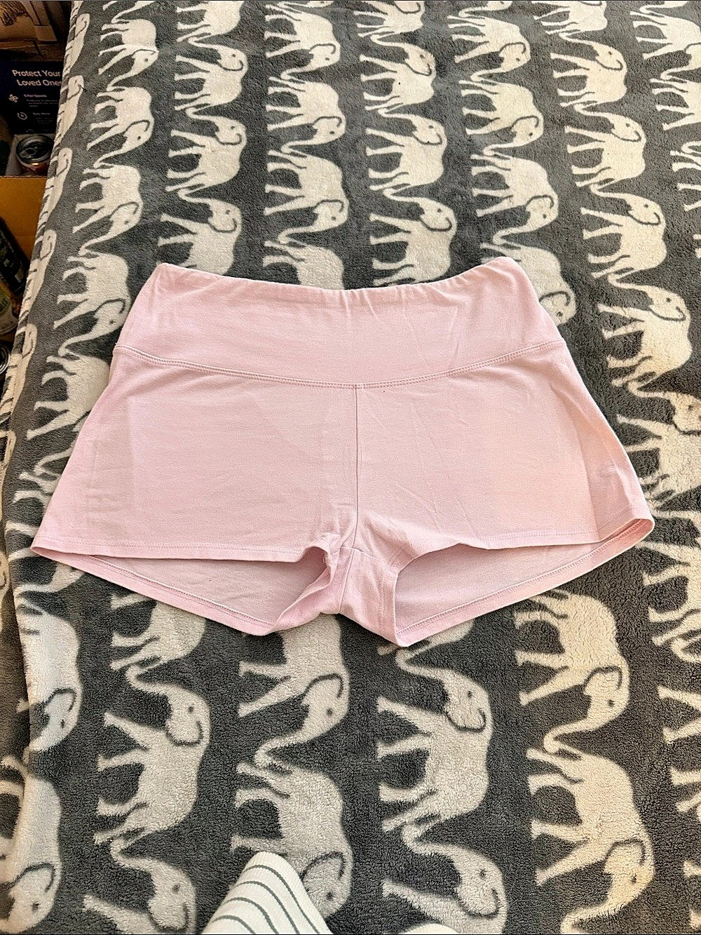 Wild Fable Pink Athletic Shorts Size Large Like New